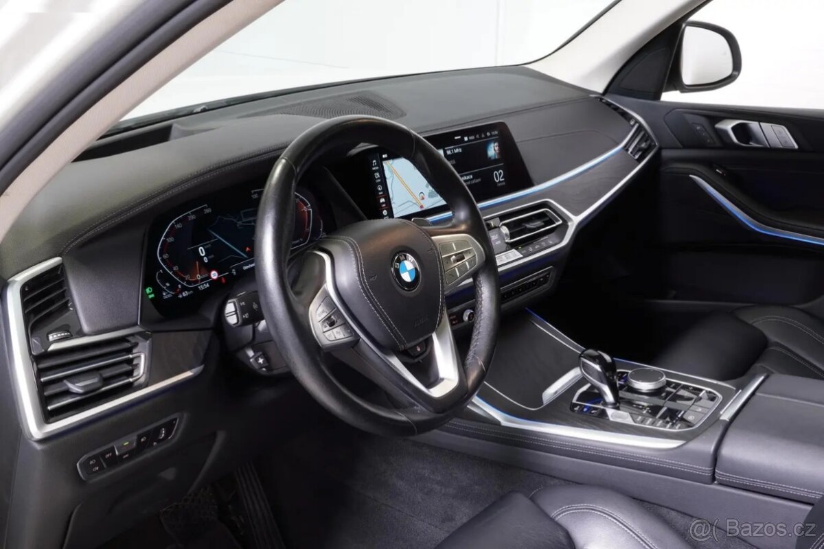 BMW X7, Xdrive40d,ČR,DPH,1.maj,6 míst - 16