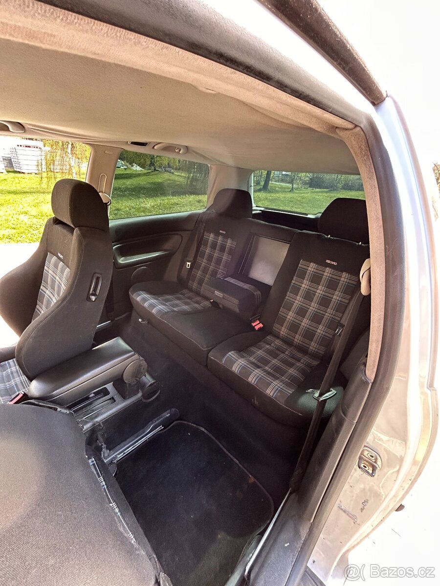 Golf mk4 - 16