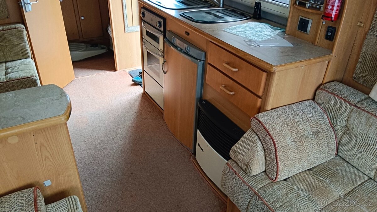 Hobby Ostatní 7m váha 1650kg - 16