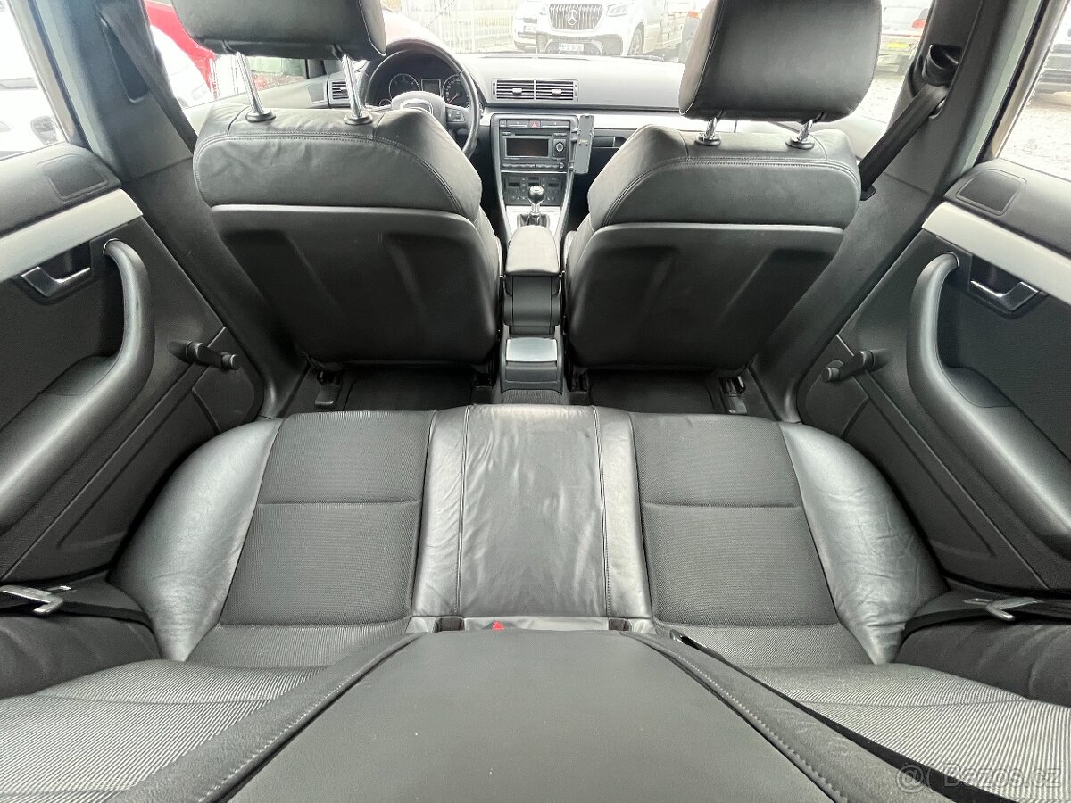 Audi A4 2.0 TDi 103KW S-line 1.Majitel - 16