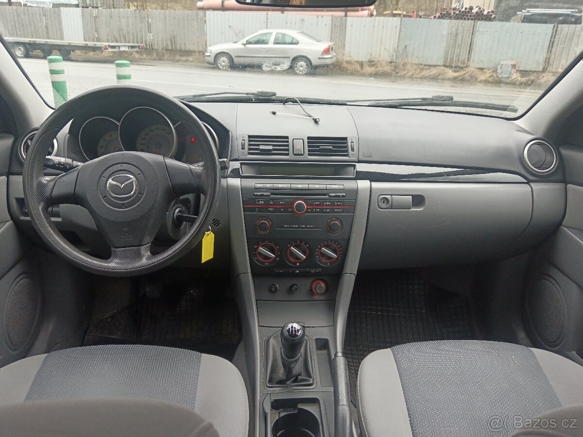mazda 3 - 16