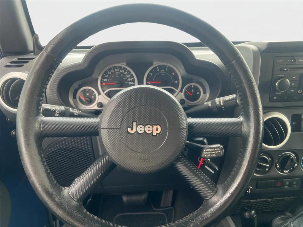 Jeep Wrangler 2,8 CRDi automat - 16