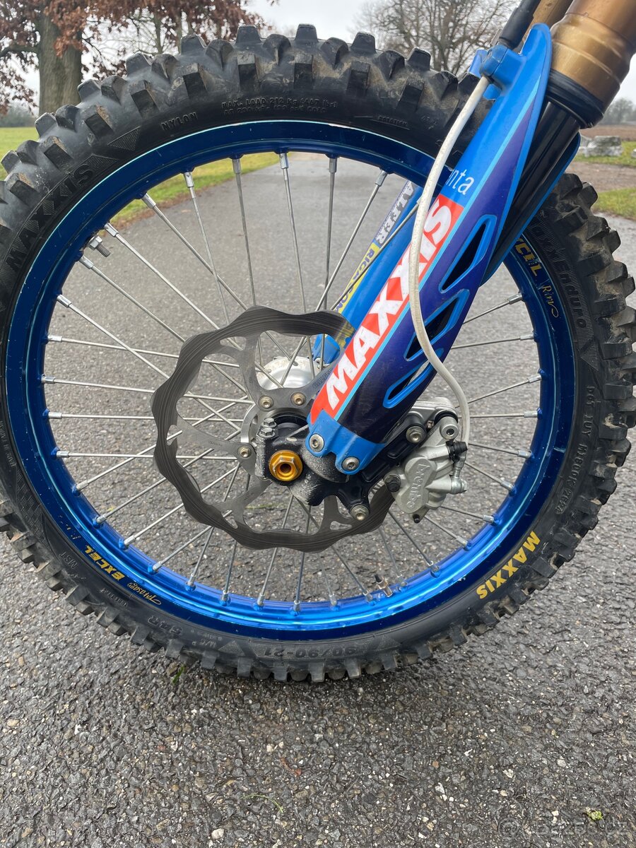 TM 250 MX FI 4T 2023 - 16