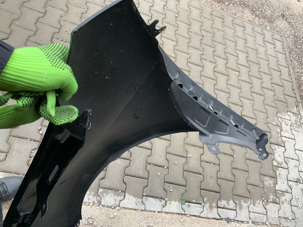 predni blatnik vw golf 6 VI combi cerny pravy - 16