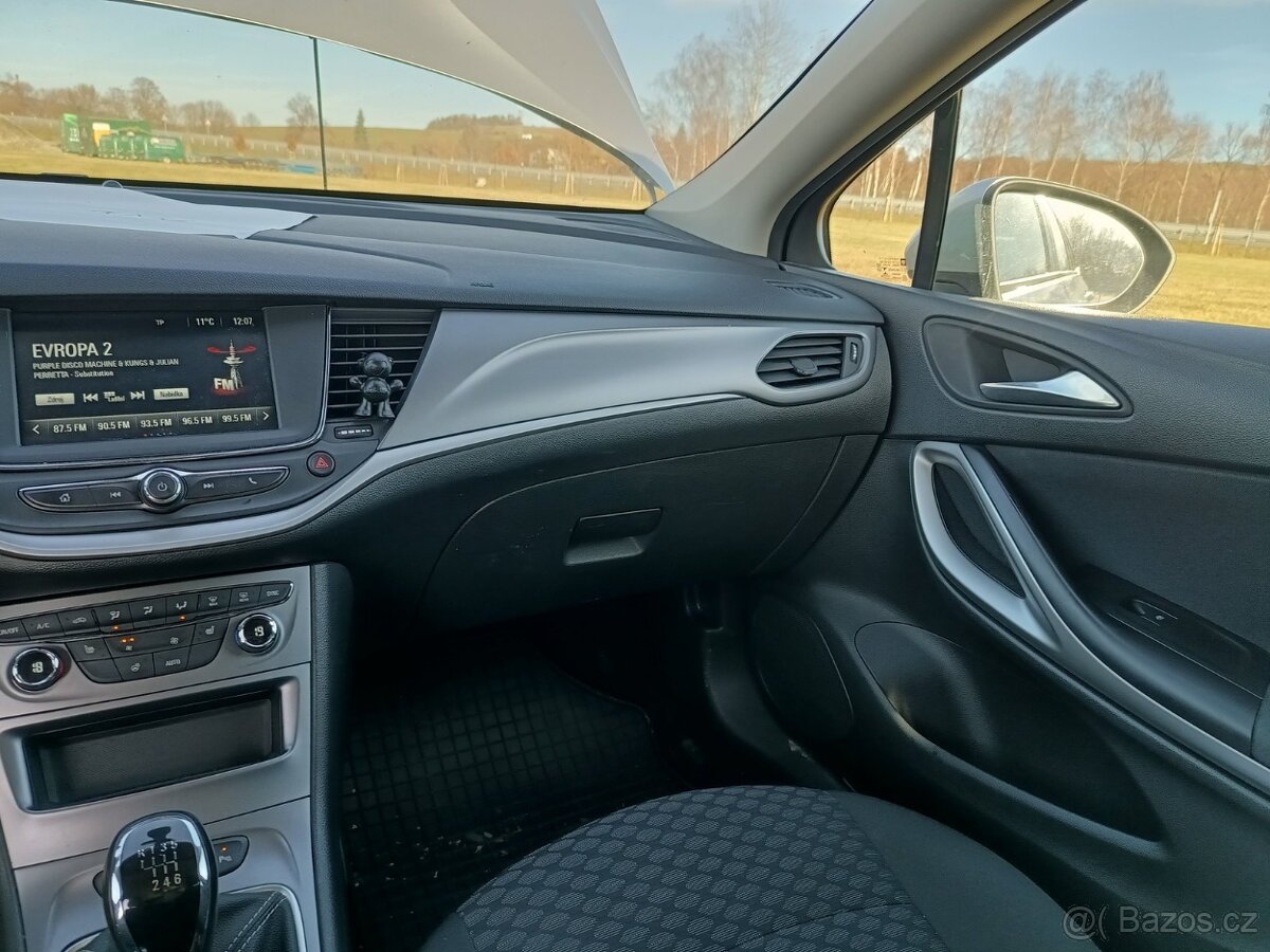Opel Astra ST 1.6 CDTi RV2019, servis, odpočet DPH - 16