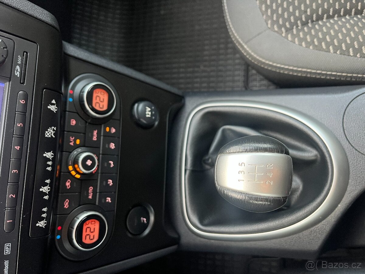 Nissan Qashqai 1,6 99269 km - 16