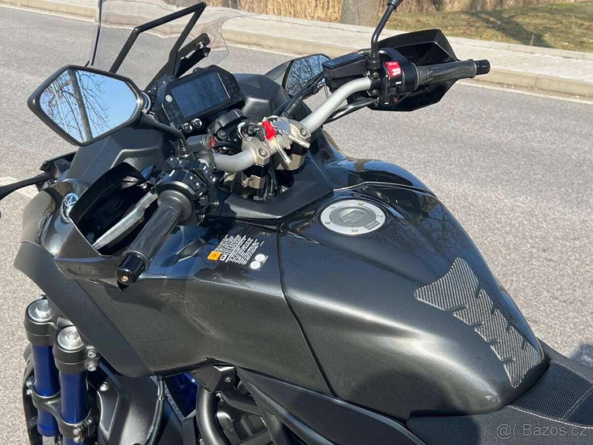 Prodám YAMAHA NIKEN - 16