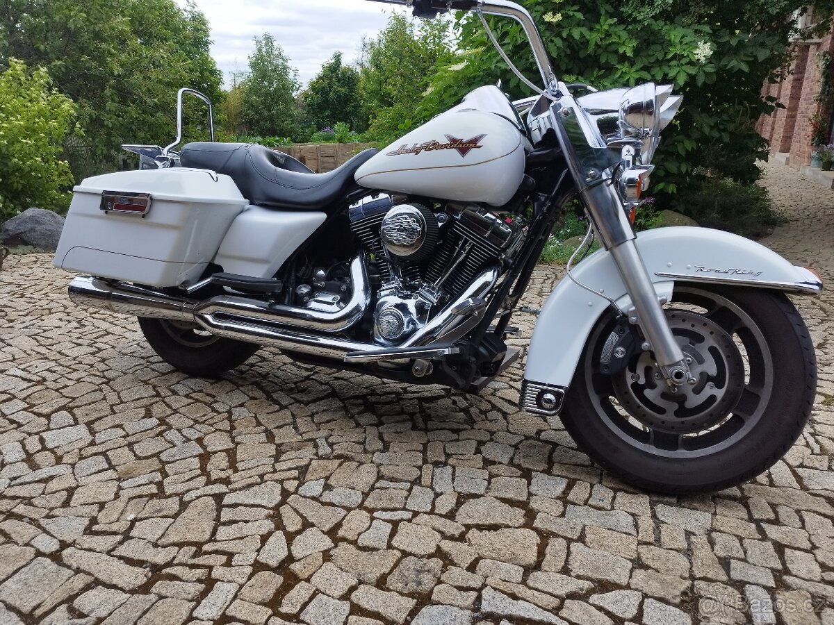 Harley Davidson ROAD KING - 16