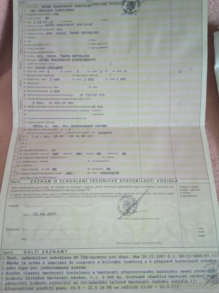 Traktorový nosič kontejnerů STS Opava - 16