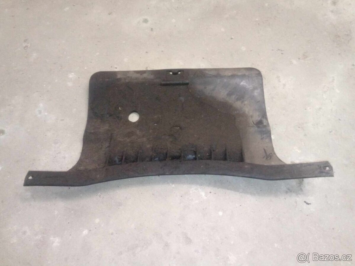 Zbytky dílů Suzuki Samurai - 16