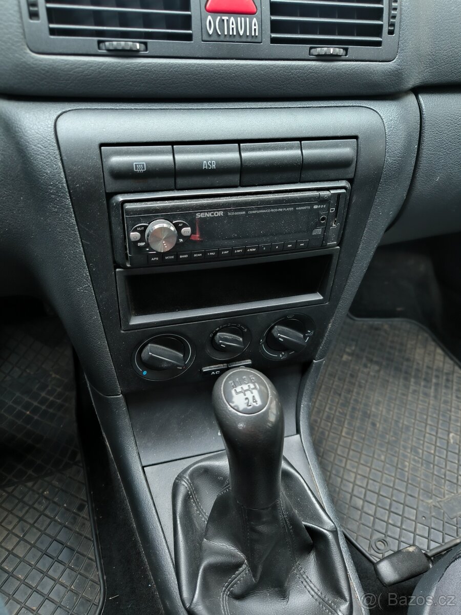 ŠKODA OCTAVIA 1.9 TDI, r.v. 2010, 1. MAJITELKA, VÝBORNÝ STAV - 16