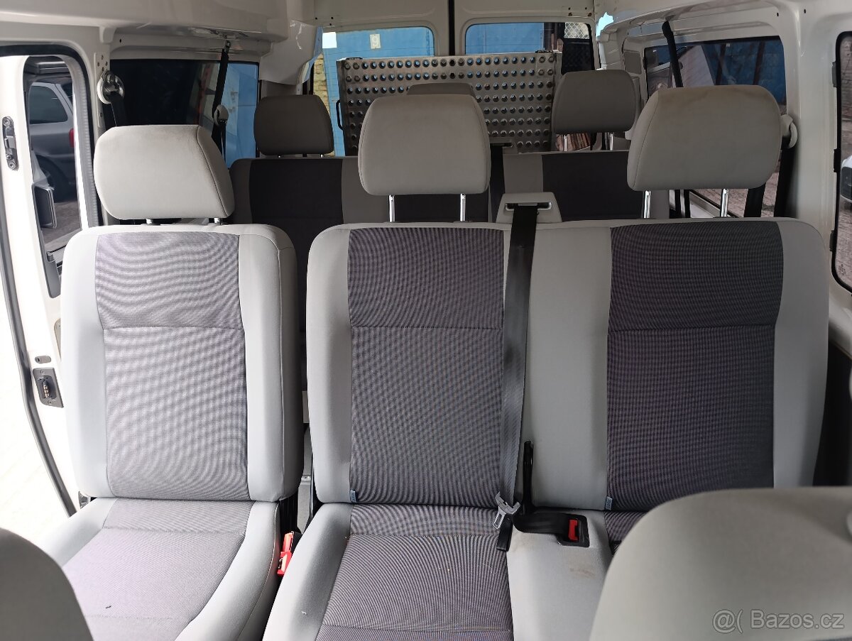 Volkswagen Transporter T5 8 míst 103kw - 16