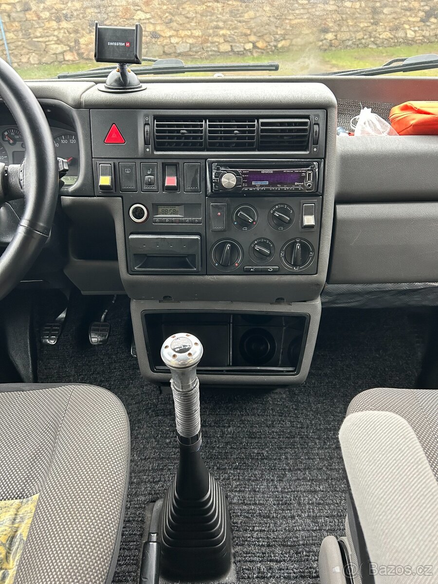 VW T4 2.5 TDI 65kW - přestavba WESTFALIA - 16