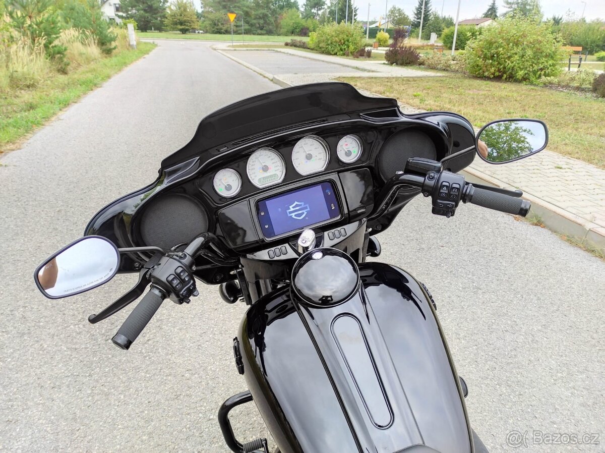 HD Street Glide 2023 - 16