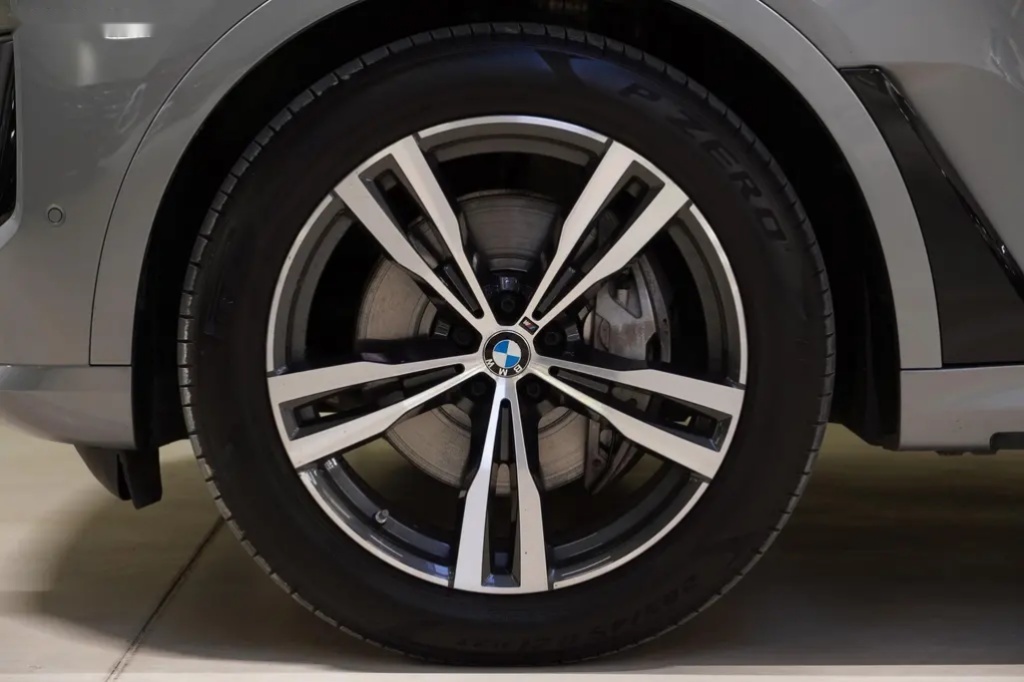 BMW X7, 40i,M-paket,ČR,DPH,HUD, - 16