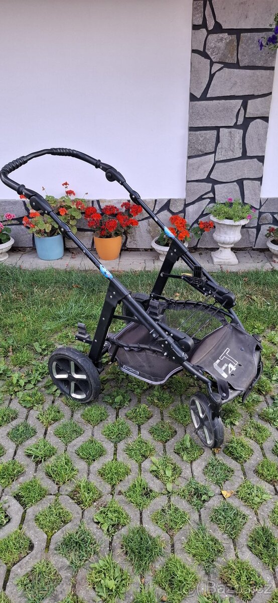 Sourozenecký kočárek Patron - 16