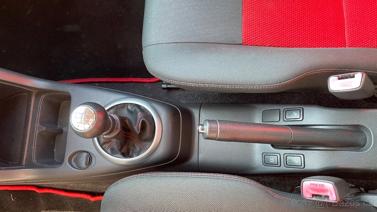 SUZUKI SWIFT 1.6i SPORT NAVIGACE - 16