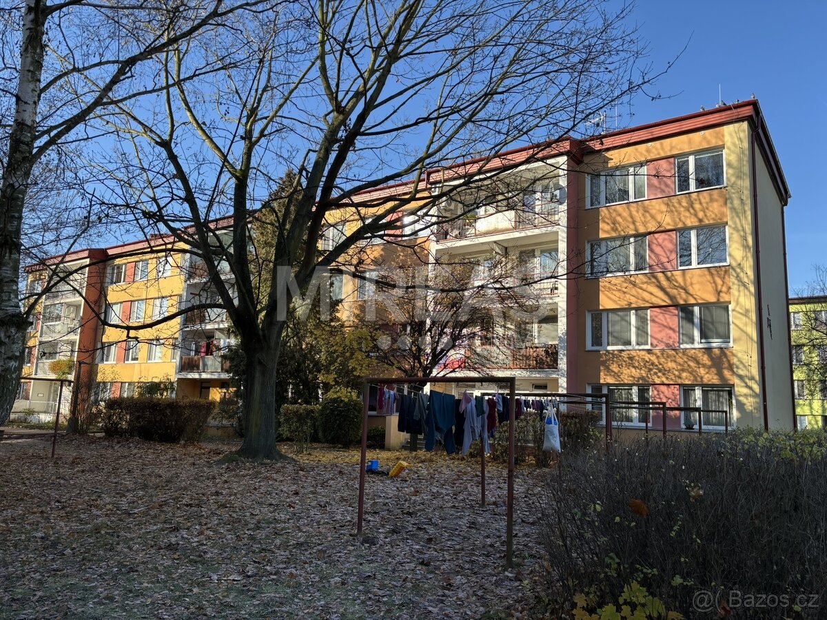 Lysá nad Labem, pronájem bytu 4+1 s lodžií, 71 m2, okr. Nymb - 16