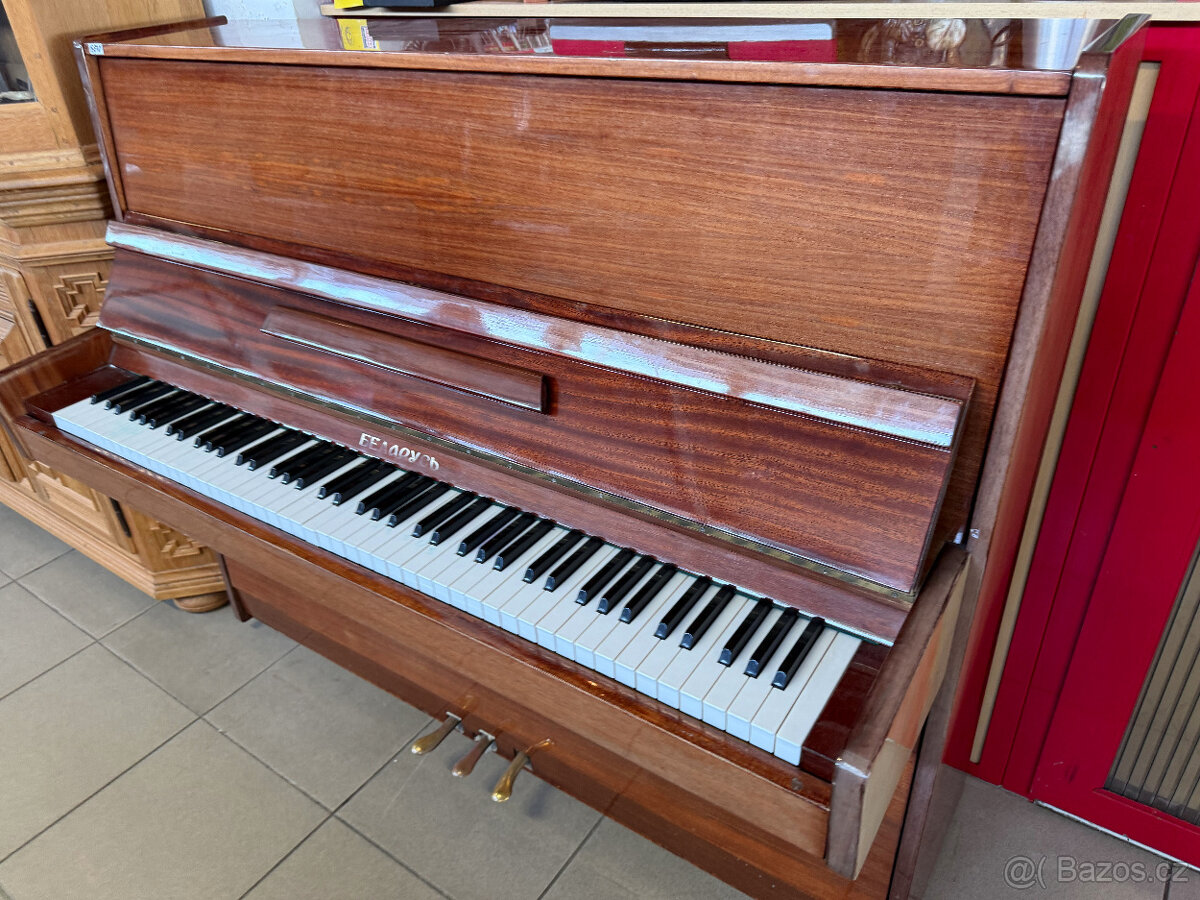 Dvakrát klavír- piano po servisu - 16