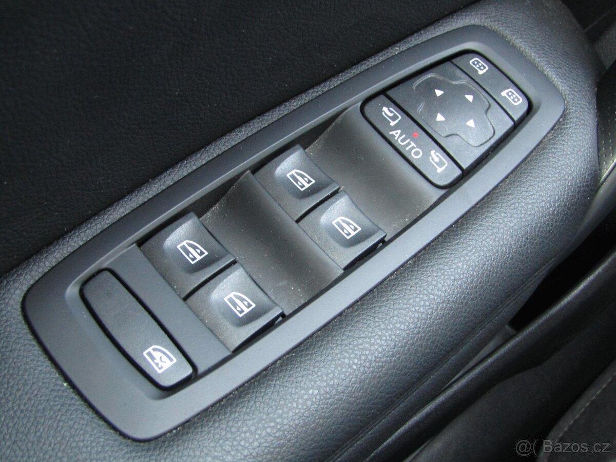 Renault Megane Grandt. E-Tech plug-in hybrid 160 Techno - 16