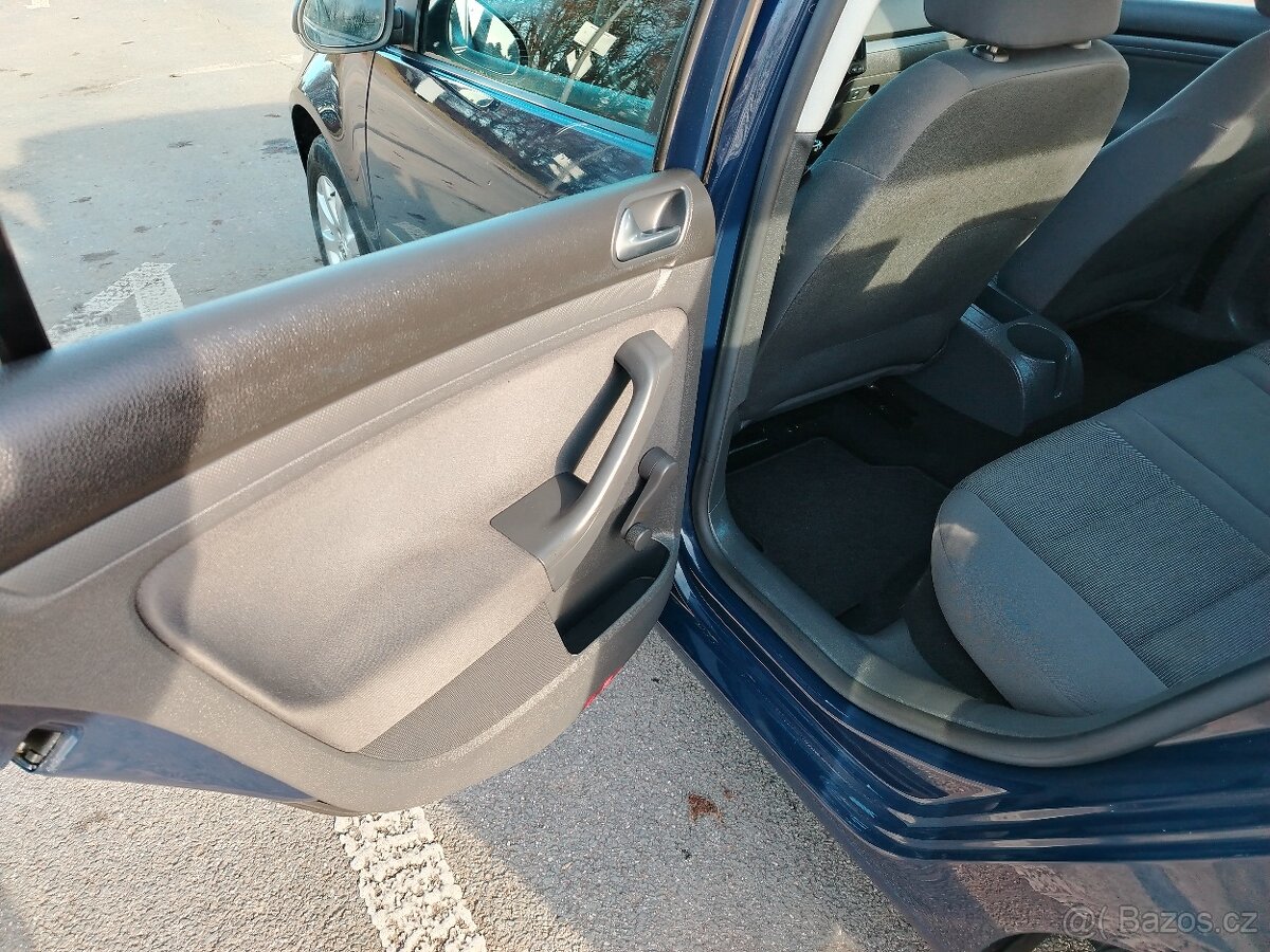 Prodám Volkswagen Golf 5 po servise, STK, v pěkném stavu - 16