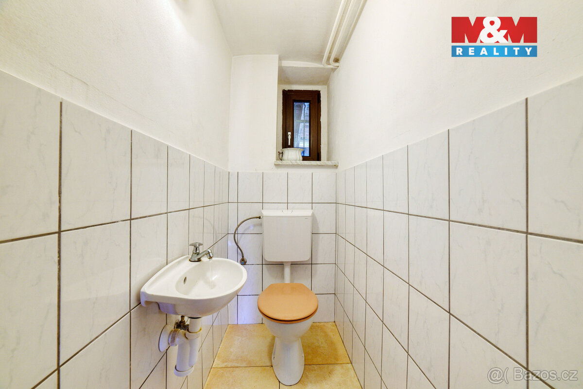 Prodej rodinného domu 7+1 v Podhradí u Aše, zahrada 5366 m2 - 16