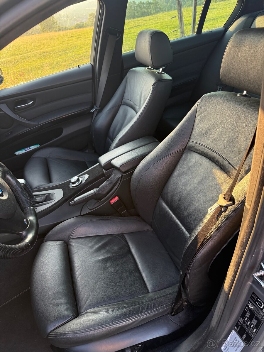 Bmw e90 LCI 330d - 16