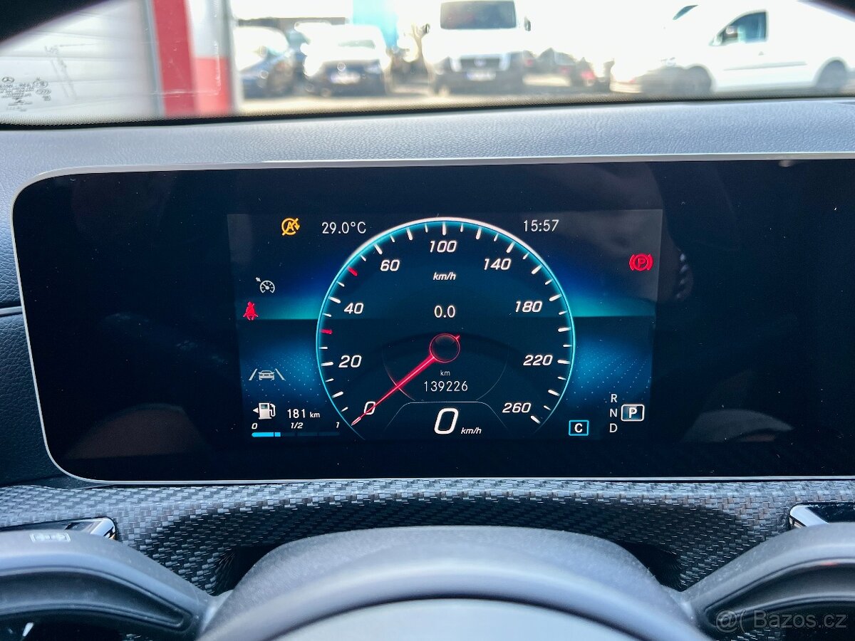 Mercedes-Benz CLA 180d SHOOTING BREAK / 2020 - 16