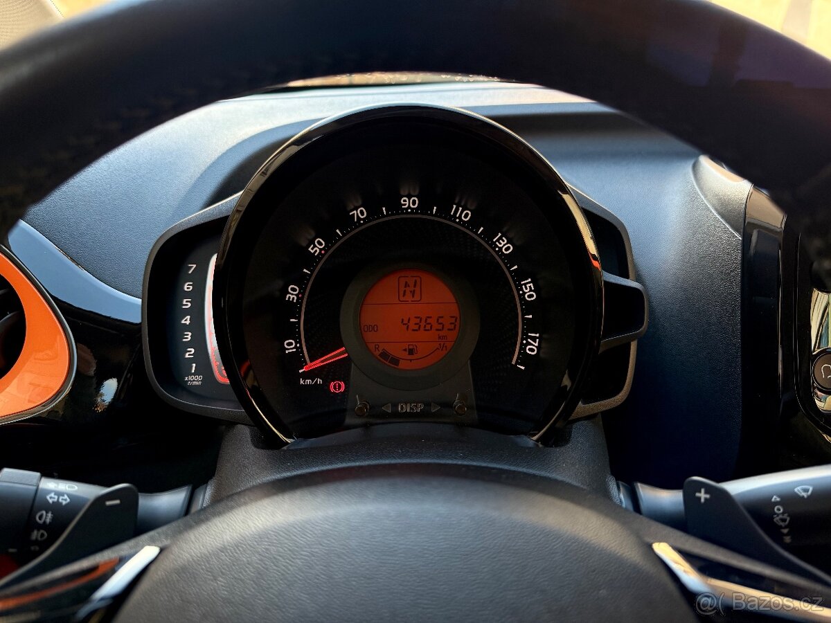 Toyota Aygo 1.0i 53kw ČR Automat 1.Maj Klima - 16