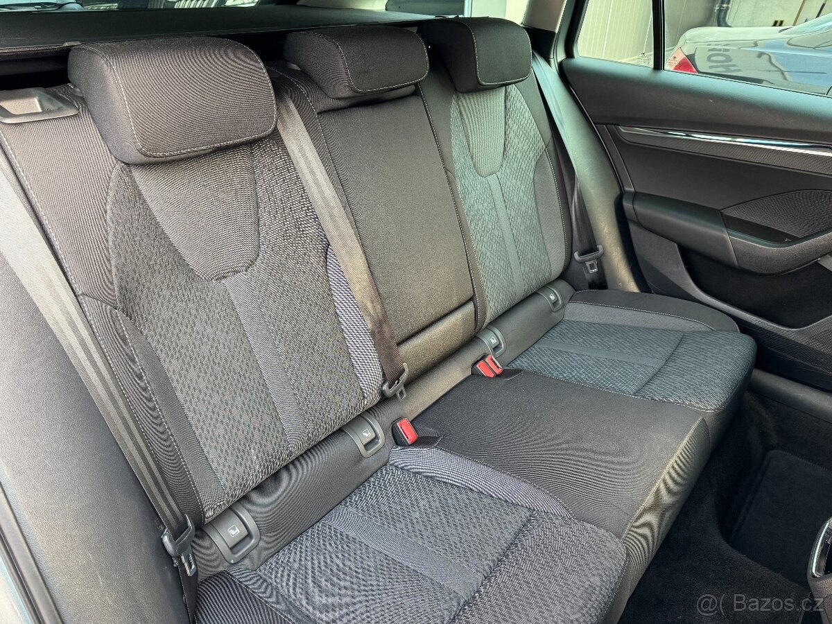 Škoda Octavia combi 1.5 TSI Style r.v.2022 - 16