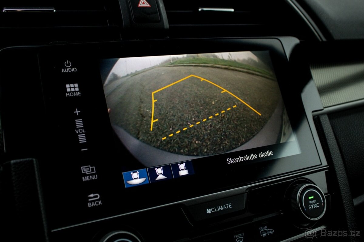 Honda Civic 1.0 DOHC VTEC Turbo Elegance - 16