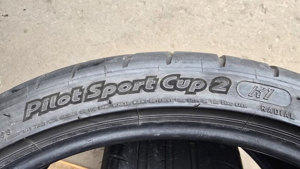 Letní pneu 245/35/20 Michelin - 16