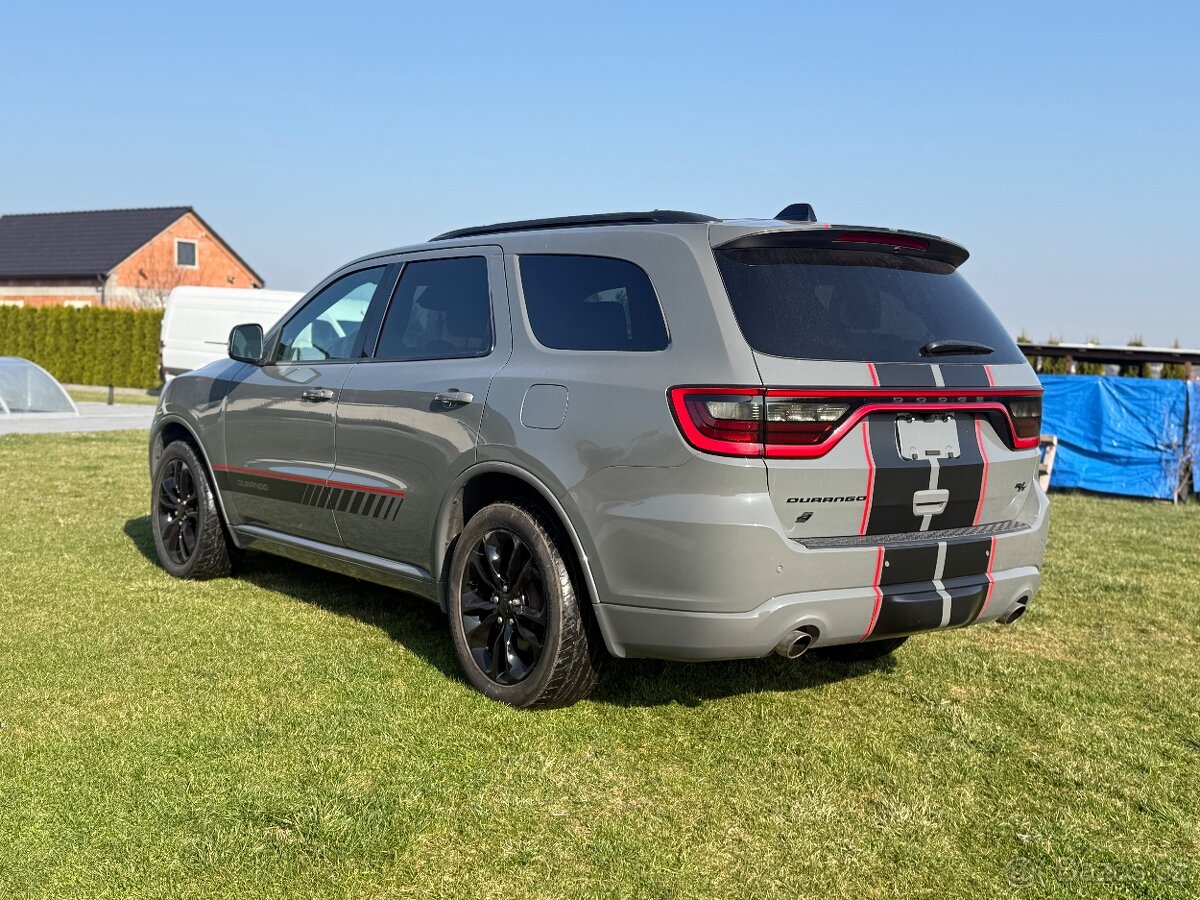 DODGE DURANGO 5.7 HEMI V8 2021 FULL VYBAVA DPH - 16