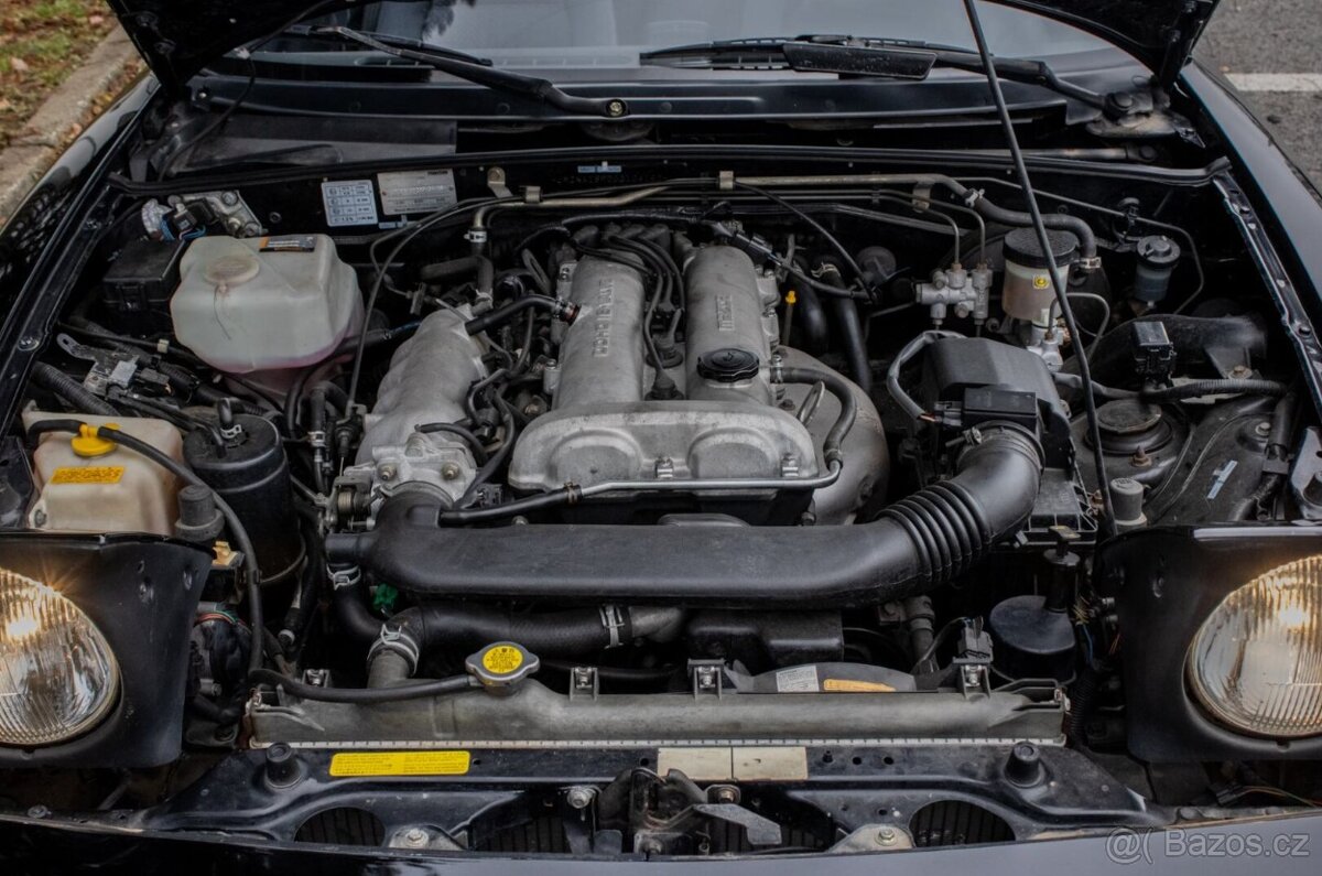 Mazda MX-5 Miata 1,8 benzín - 16