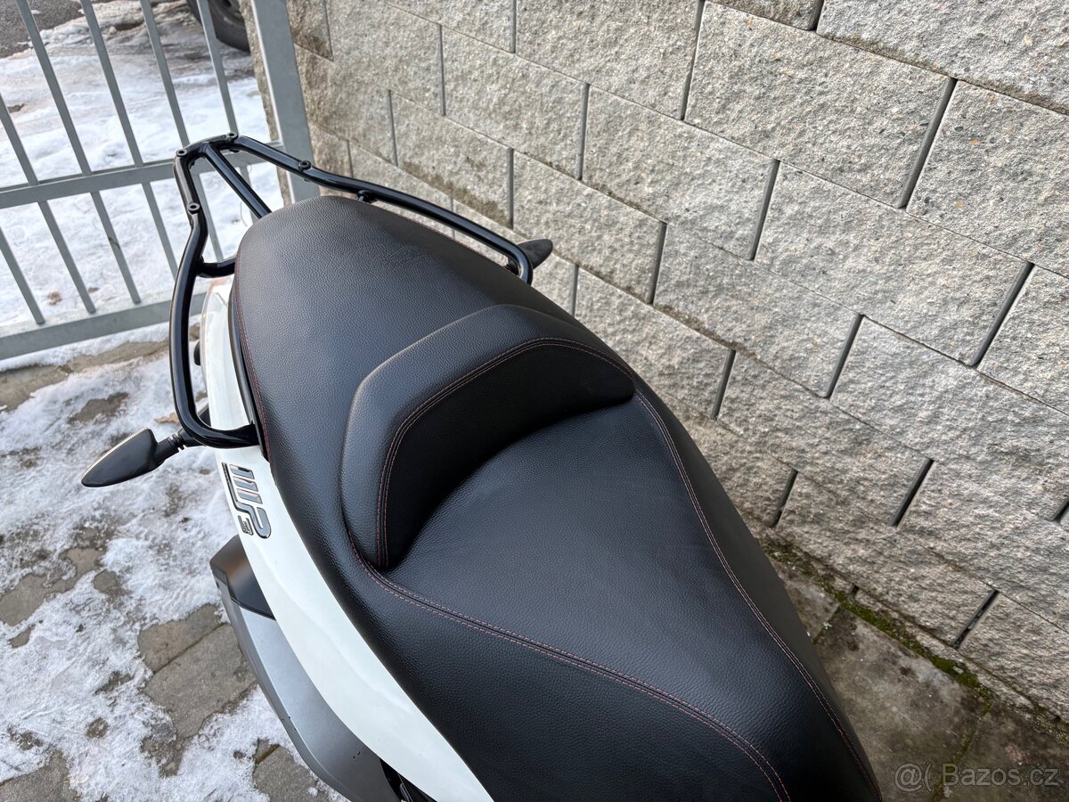 Piaggio mp3 yourban 300 2013 - 16