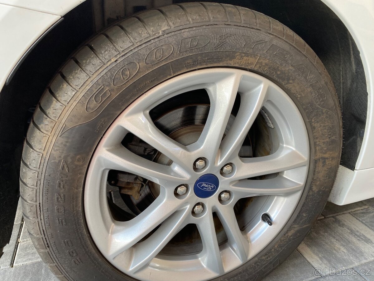 Ford Mondeo Turnier Titanium 2.0TDCi 110kw PowerShift - 16