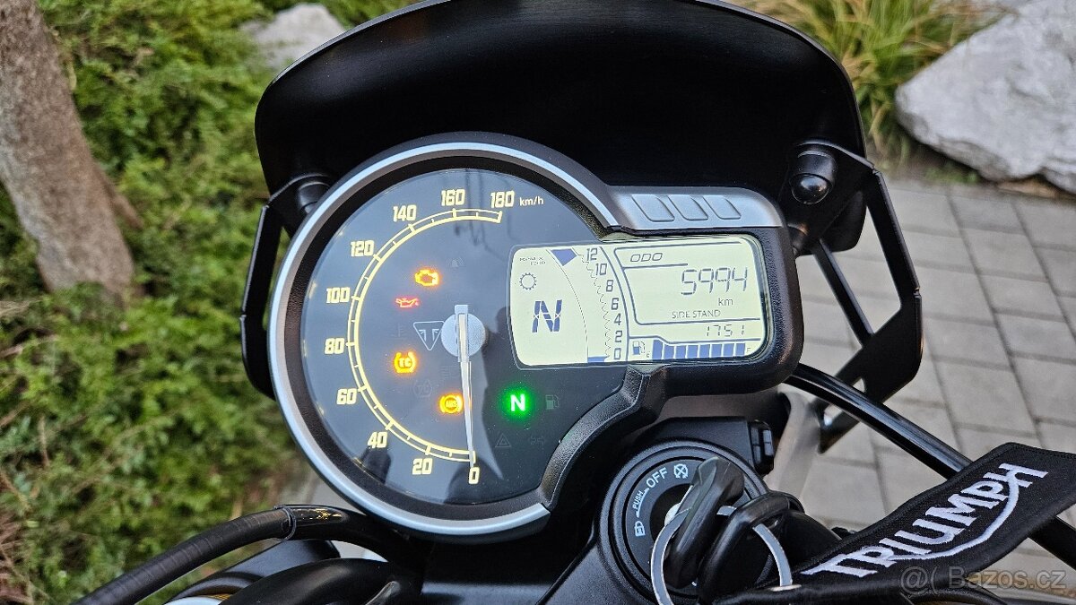 Triumph speed 400 - 16