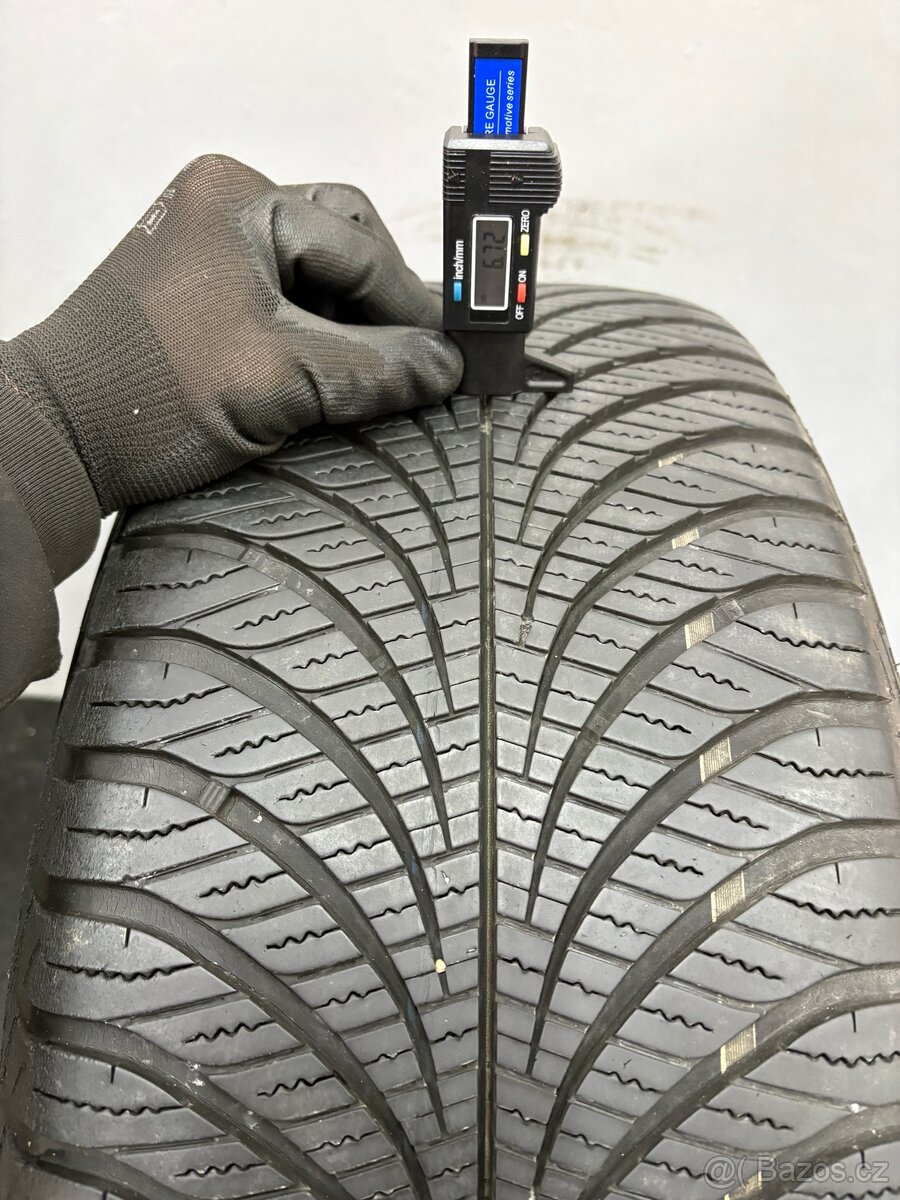 VW Touareg Sebring antracit 255/55/19 TPMS (J6) - 16