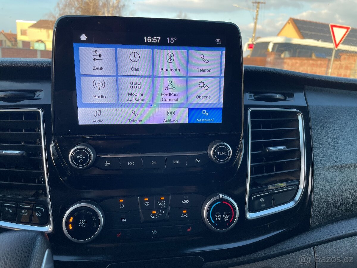 Ford Transit Custom Limited 2.0TDCi, 6-miestne - 16