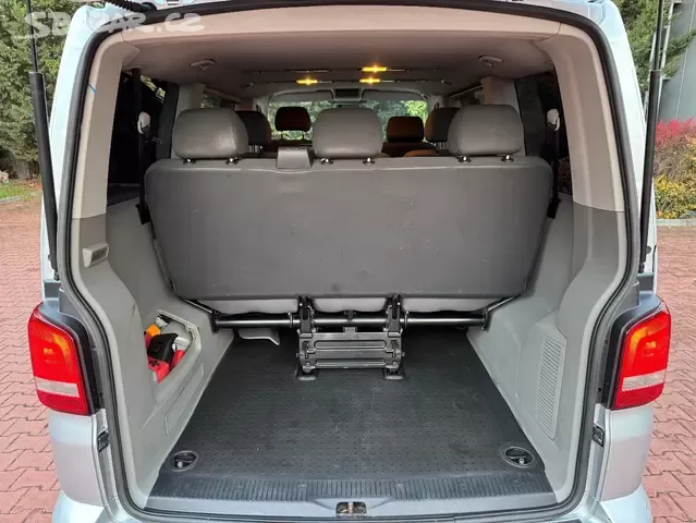 VW Caravelle T5 2.0 TDI 84kW,9.Míst,Webasto,Kamera - 16