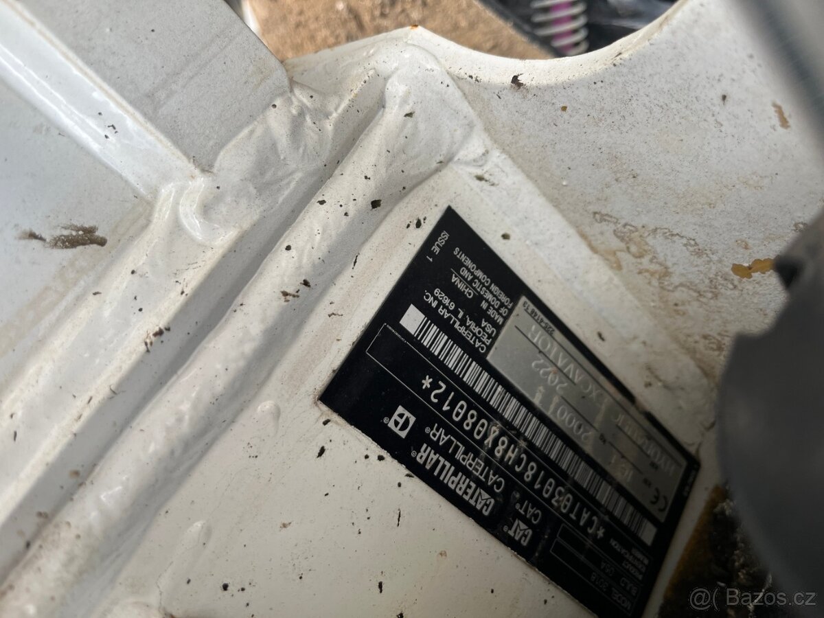 Caterpillar CAT 301.8 - 16