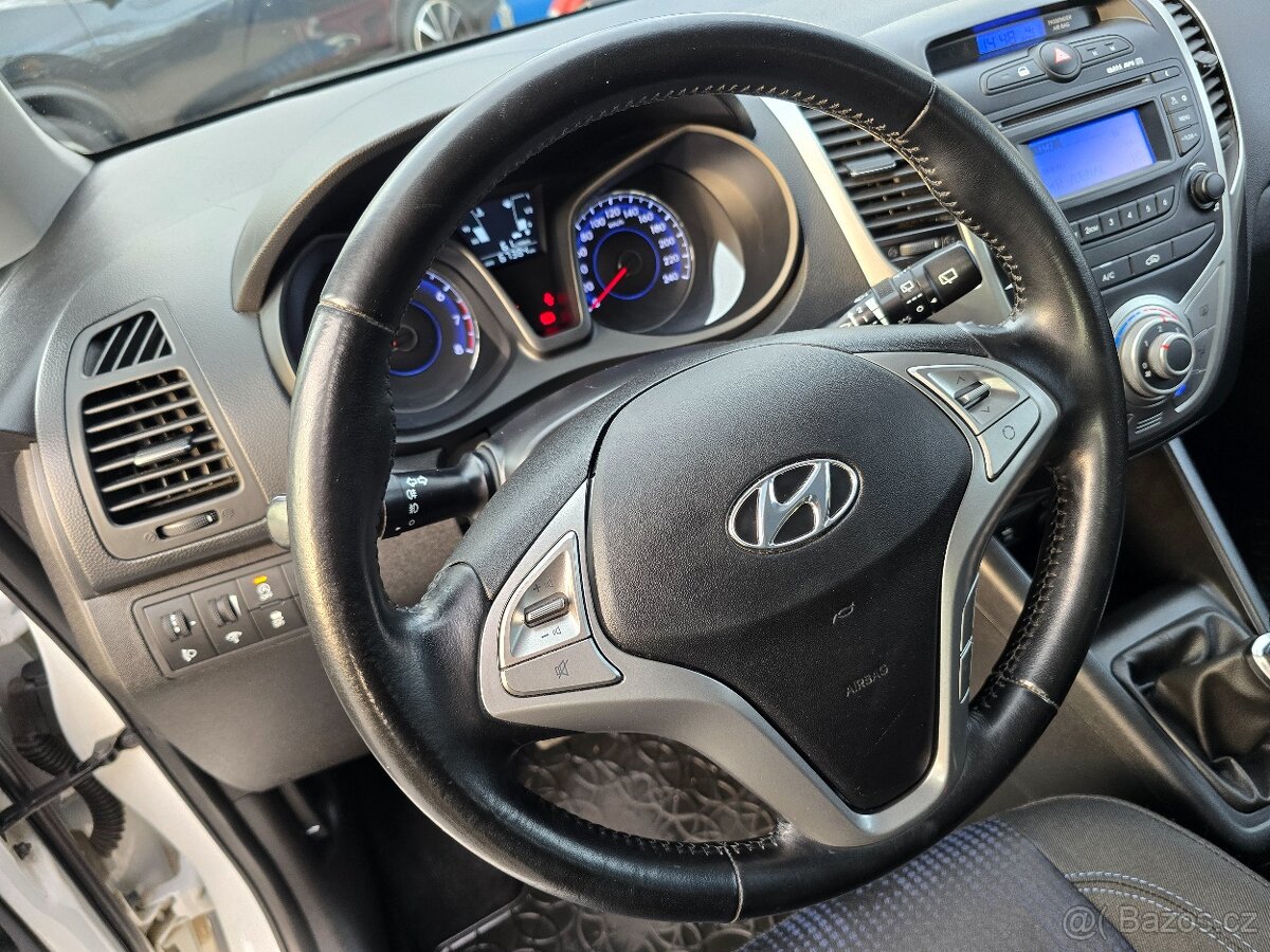 ⭐Hyundai ix20 1.6 CVVT/92KW/ČR/1.MAJ/SERVISKA/AC⭐ - 16