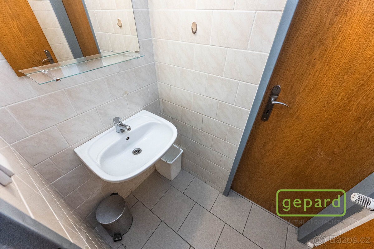 Pronájem kancelářského prostoru, 188 m2, Světická, Praha 10 - 16