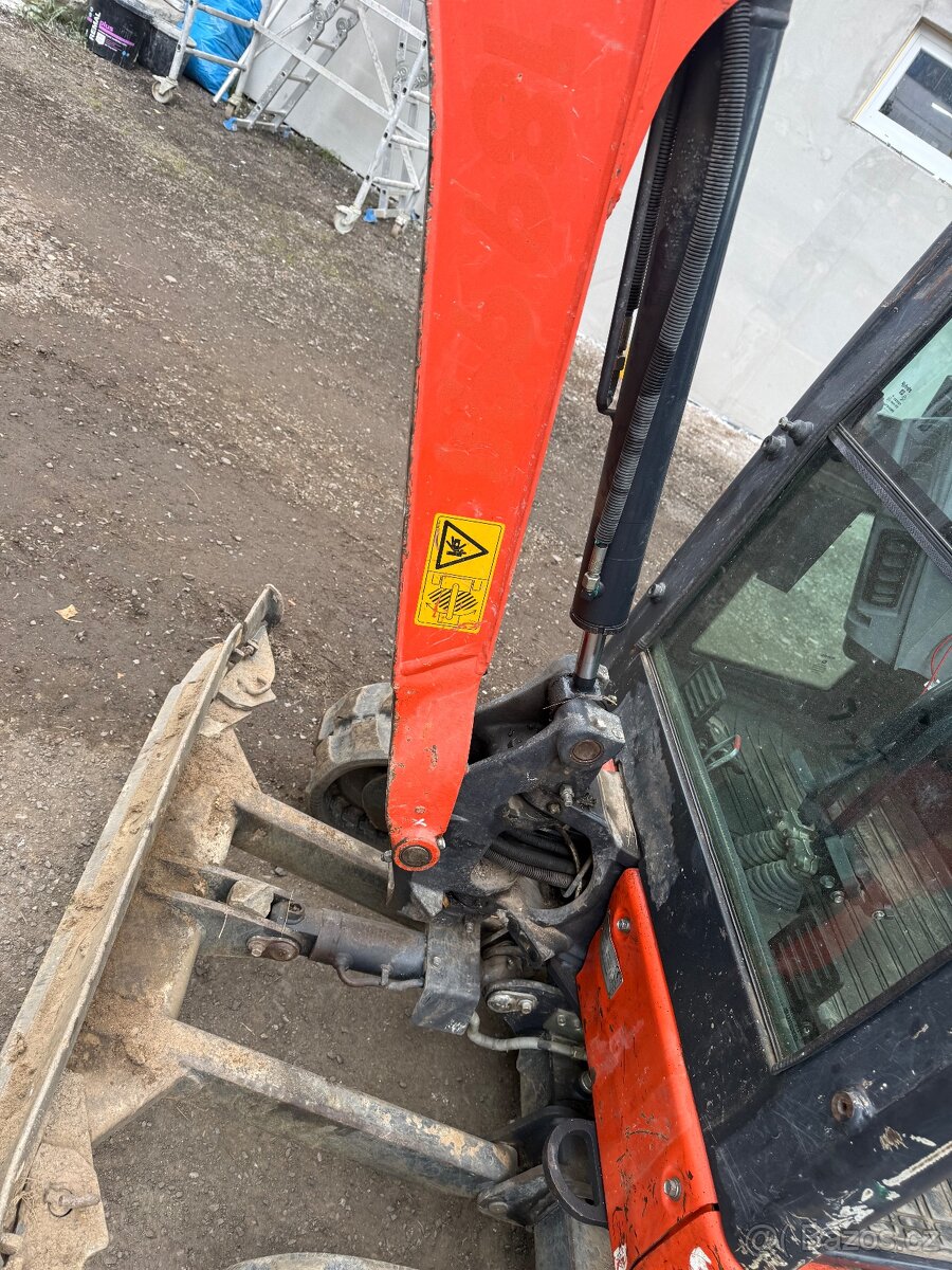 Bagr Kubota kx 18-4 - 16