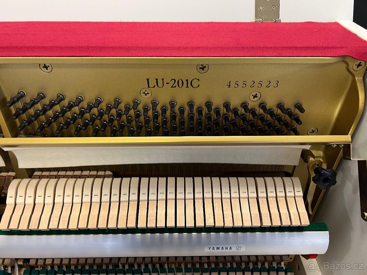Yamaha LU-201 se zárukou až 5 let. Doprava zdarma - 16