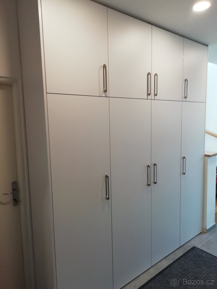Vestavěné skříně všech rozměrů - 16