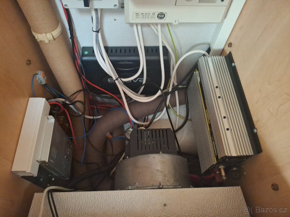 Karavan Knaus, mover - sleva, zimní cena - 16