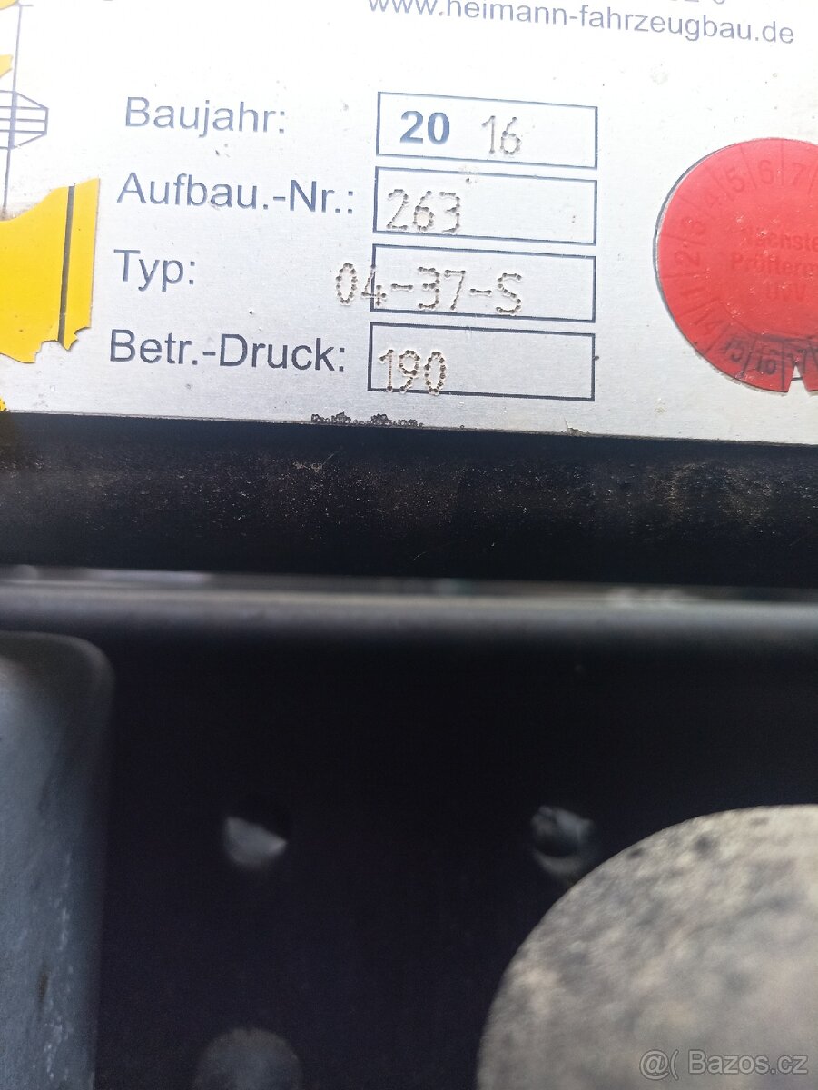 Hákový nosič 7.5 tuny - 16