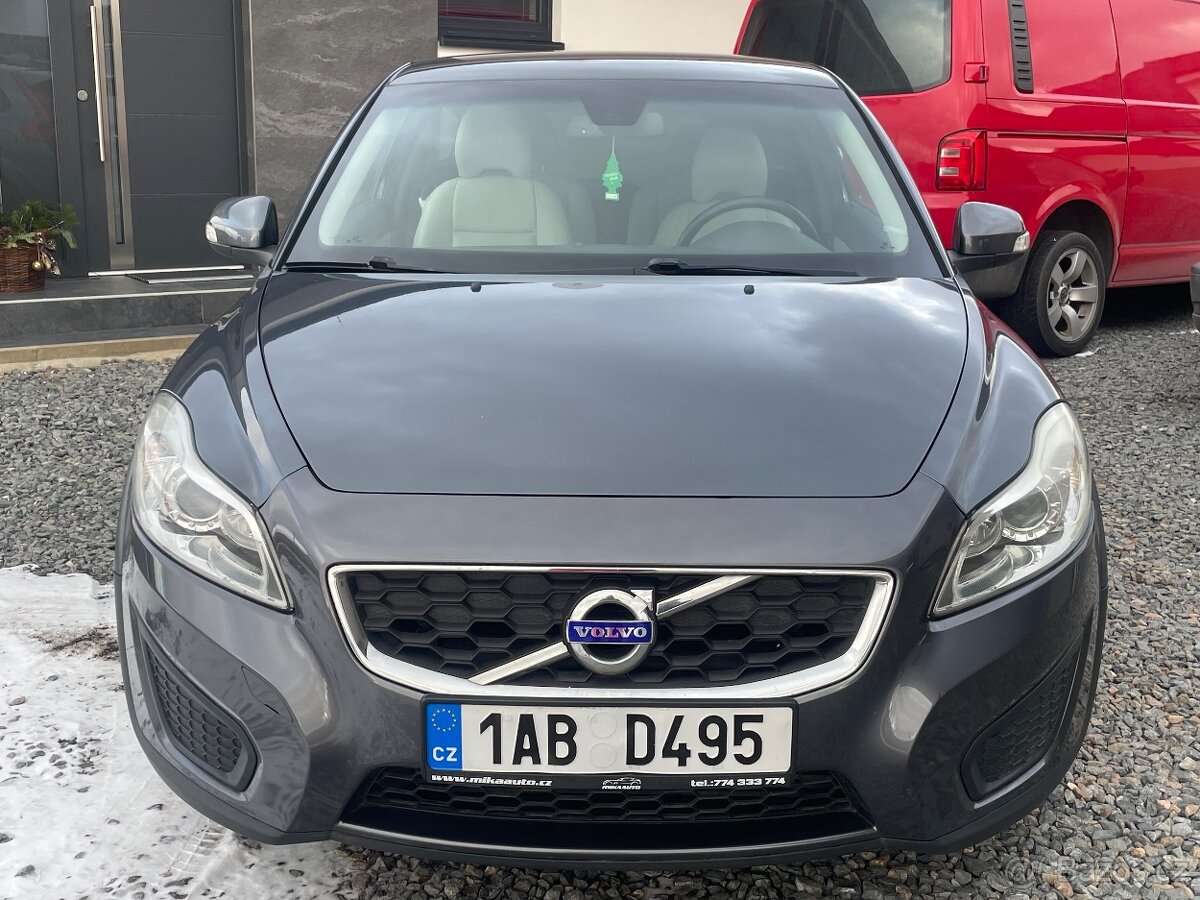 Volvo c30 1.6d 80 kw najeto 153.000km - 16