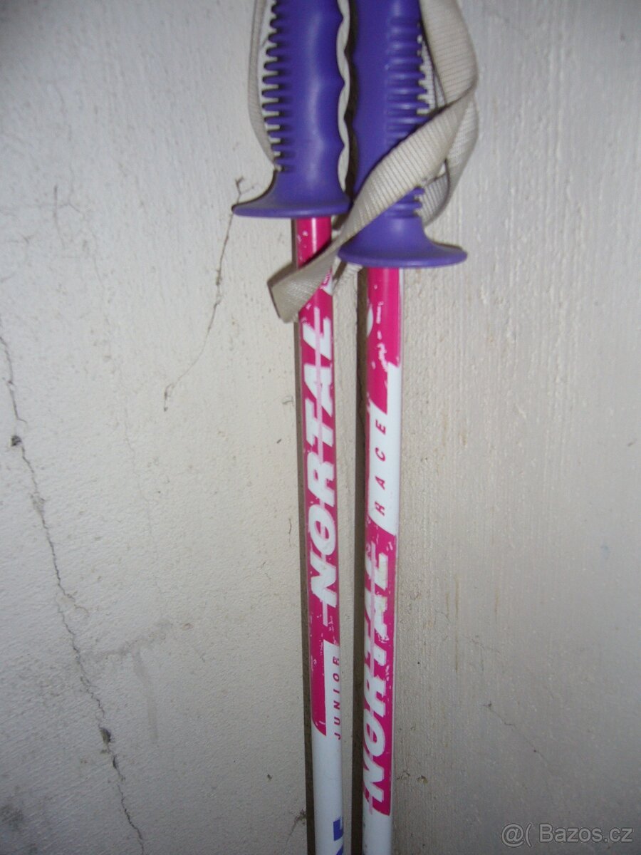 Lyže, vázání, přeskáče a hůlky - 16